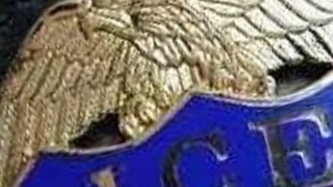 ICE mantiene, por ahora, la política "detener y liberar" contra inmigrantes de bajo riesgo para la seguridad pública.