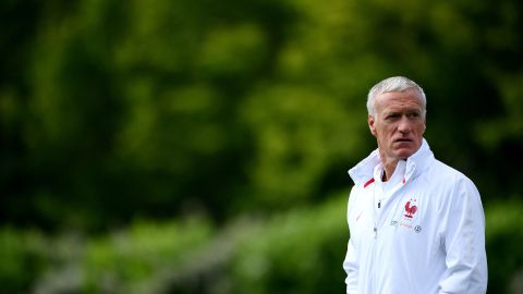 Deschamps en la concentración de Francia.