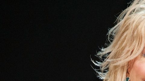 Dolly Parton y Doja Cat se unen a Taco Bell para lanzar "Pizza Mexicana: El Musical"