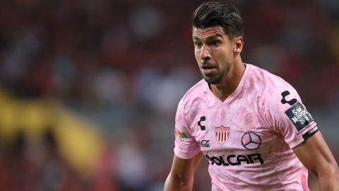 Eduardo Herrera con los colores de Necaxa.
