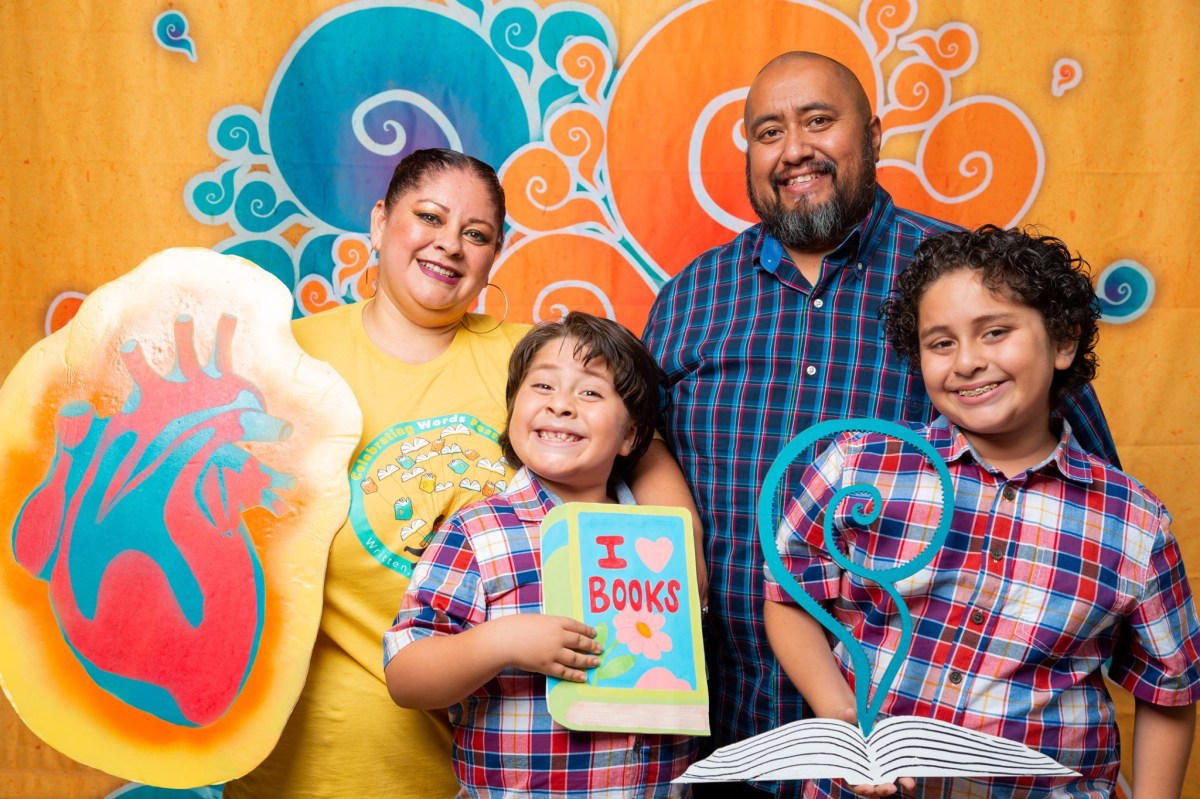 Únete al Festival de las Palabras y recibe libros gratis para tus niños ...