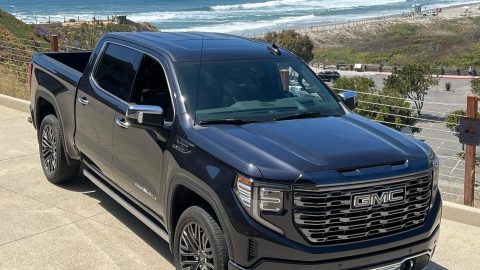 GMC Sierra 1500 Denali Ultimate.