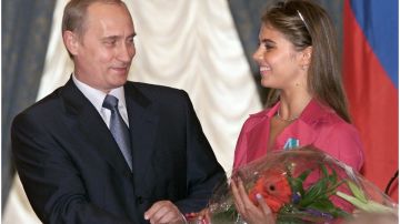 Alina Kabaeva será sancionada por la UE por ser tan cercana al líder ruso.