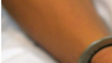 El acusado estaba en el Centro de Detención Juvenil y vía video conferencia fue su audiencia.