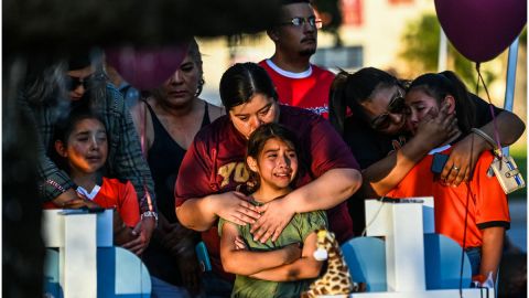 También recordó cómo sus maestras se pusieron al frente para proteger a los niños.