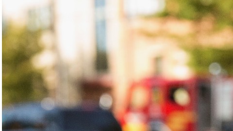 El conductor fue acusado de homicidio vehicular y conducción imprudente.