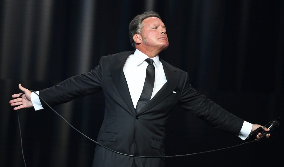 VIDEO: The crude statement Luis Miguel made about Disney movies