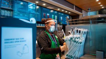 Starbucks pagará los costos de viaje a las empleadas que quieran abortar