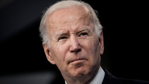 El presidente Biden hace comentarios sobre planes para reducir la inflación