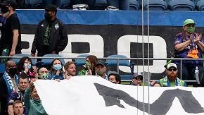 Los fanáticos quieren colmar el Lumen Field de Seattle.