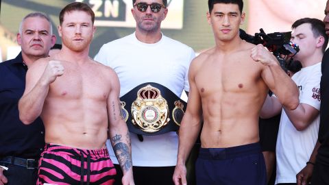 Saúl Álvarez y Dmitry Bivol tuvieron su último encuentro antes de la pelea del 7 de mayo.