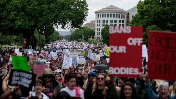 Manifestantes por el derecho al aborto durante la marcha el 14 de mayo de 2022 en Washington, D.C.