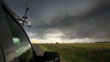 Tornados y tormentas severas en Texas y Oklahoma causan daños generalizados