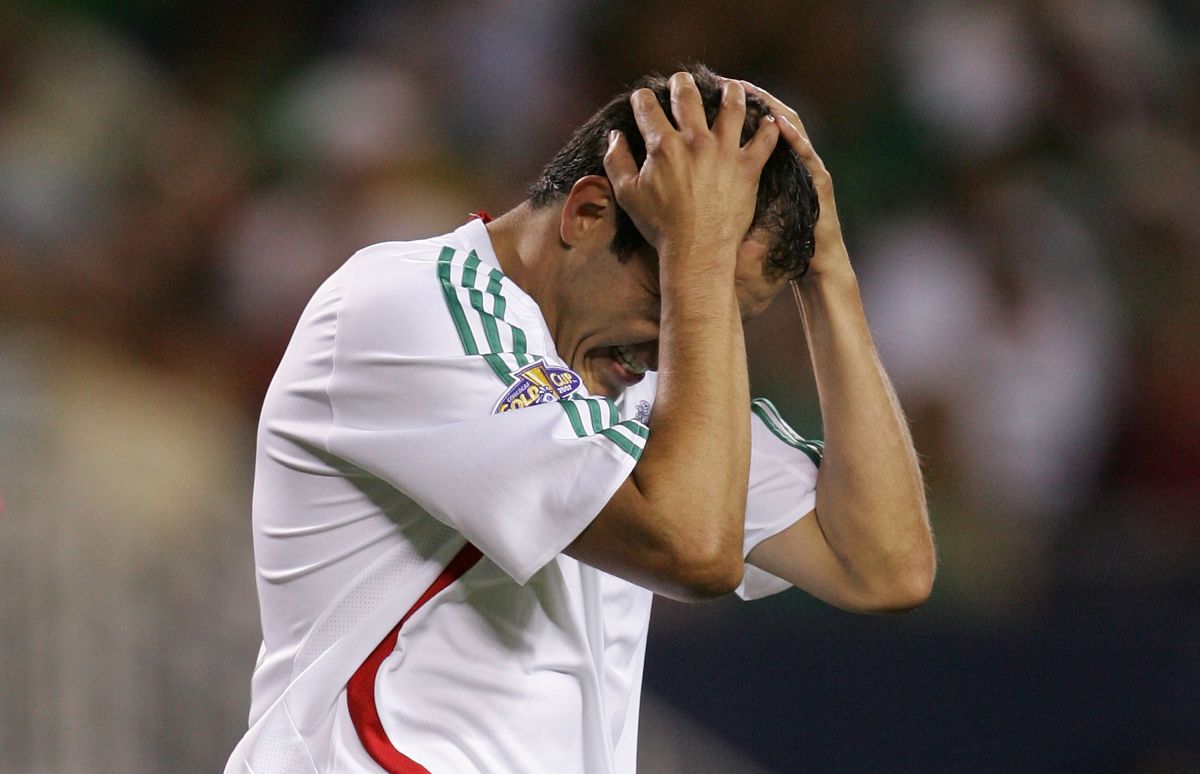 "Cuauh" fue uno de los mejores futbolistas en la historia  balompié azteca.