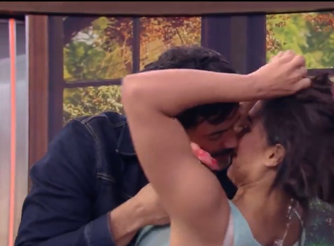 Francisca en su personaje de Mela con Luis Roberto Guzmán