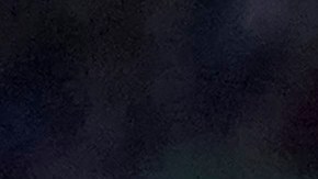 Nicolas Freire disputa un balón con Raúl Ruidiaz.