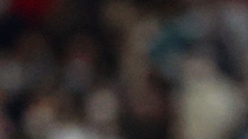 Kylian Mbappé celebra gol contra el Madrid.