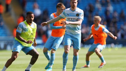 El Manchester City lució una playera de entrenamiento recordando el gol del Kun que cambió la historia del club.