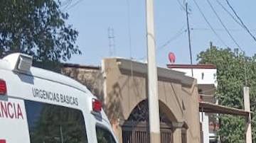 Enfrentamiento entre Marinos mexicanos y narcos en la frontera.