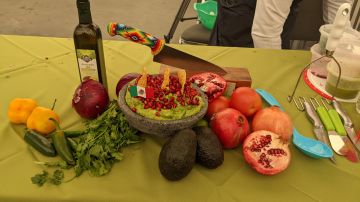 El concurso de guacamoles fue el 5 de mayo. (Jacqueline García/La Opinión)