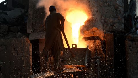 Planta química rusa estalla en llamas en posible acto de sabotaje contra Moscú por la invasión a Ucrania