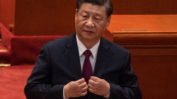 Presidente Xi Jinping de China sufre aneurisma cerebral potencialmente mortal y enfrenta grave descontento interno por medidas de tolerancia cero ante Covid