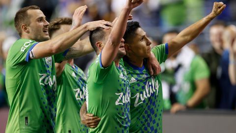 Seattle Sounders consiguió proclamarse campeón de la Concachampions al golear 3-0 a Pumas.