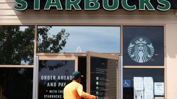 Starbucks es acusada de prácticas laborales injustas en Buffalo, Nueva York