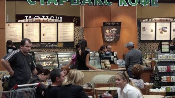 Después de operar 15 años, Starbucks anuncia cierre de 130 cafeterías en Rusia