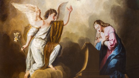 El arcángel Gabriel anunció a María la concepción de Jesús.