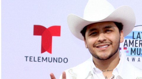 Aseguran que Christian Nodal se mudó a mansión que había comprado para vivir con Belinda