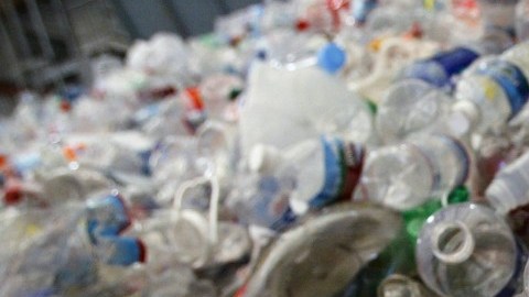 La producción de desechos plásticos incrementa 263% en EE.UU., pero solo se recicla el 5%