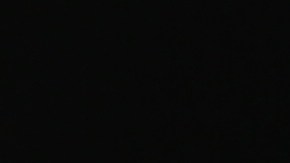 Las velas moradas se usan en rituales de limpieza energética.