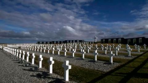 Cómo terminó la guerra de Malvinas / Falklands hace 40 años