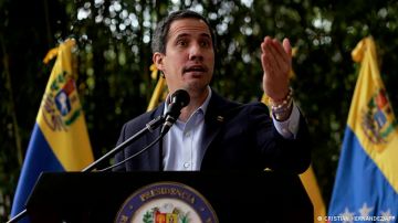 Chavistas agreden a Guaidó durante visita en el oeste de Venezuela