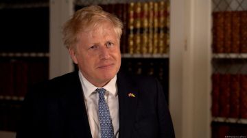 Boris Johnson busca "seguir adelante" tras superar una moción de censura