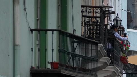 Quito pide con cacerolazo el inicio del diálogo y el fin de los distirbios