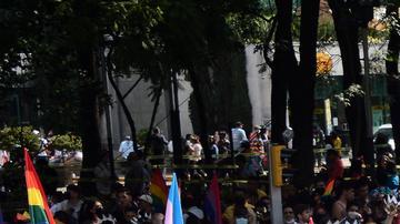 Unas 250.000 personas vuelven a marchar por el Orgullo en México