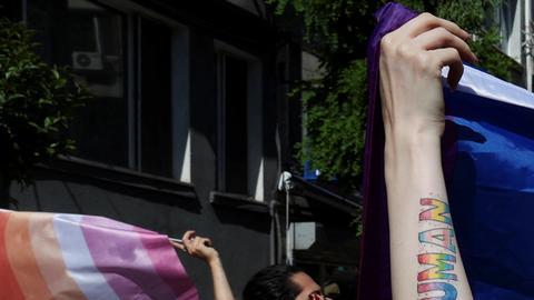 Turquía: Al menos 200 arrestos durante la marcha del Orgullo Gay en Estambul