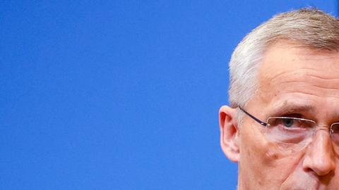 La OTAN reforzará su flanco oriental y considera "amenaza directa" a Rusia, dice Stoltenberg