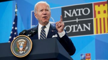 Biden dijo que habr'a nuevo paquete de ayuda militar a Ucrania de $800 millones de dólares.