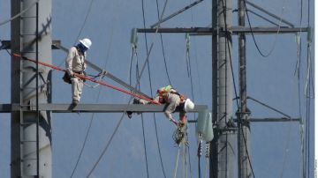 Apagón deja sin electricidad a 1.3 millones de personas en 3 estados del Caribe mexicano