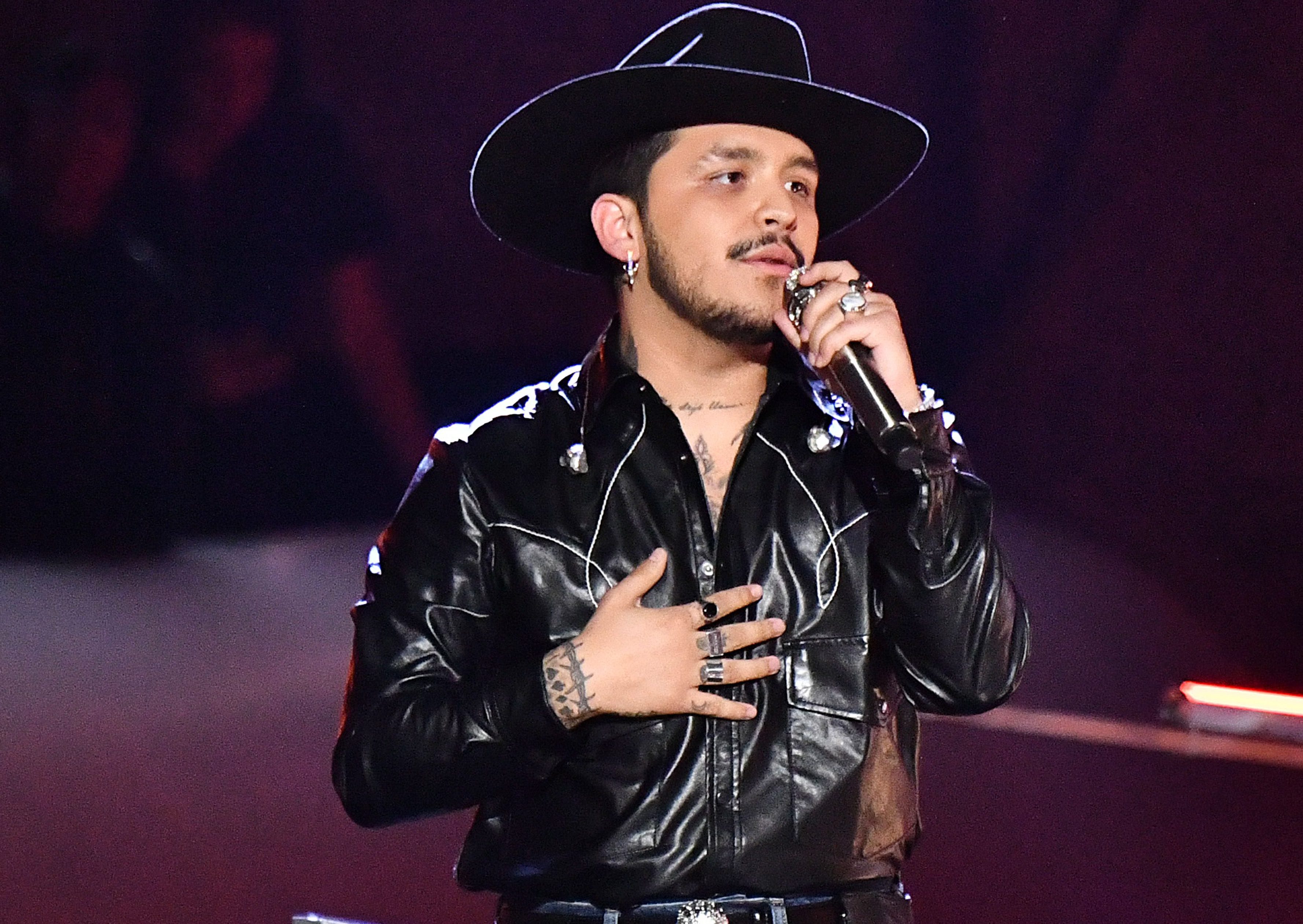 VIDEO: Christian Nodal had a very bad time during Belinda's birthday ...
