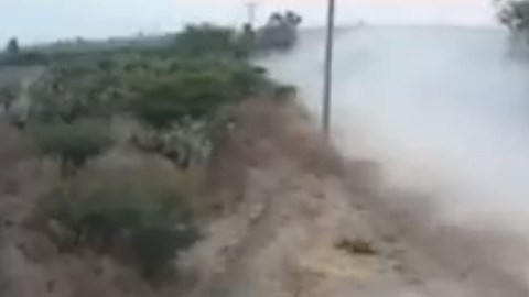 Comando armado escondido en un camión