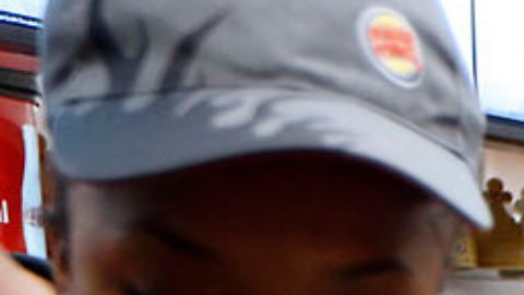 Empleado de Burger King recibirá 80 mil dólares en donaciones