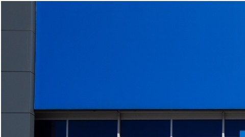 Ford, Tesla y General Motors han subido los precios de sus vehículos como consecuencia del aumento de costos de producción y demanda