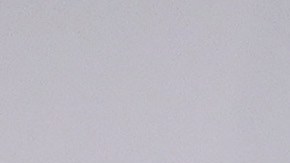 J-Hope de BTS posando en la conferencia de prensa del álbum de la banda "BE (Deluxe Edition)".