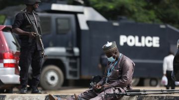 Masacre en iglesia de Nigeria deja decenas de muertos, incluidos varios niños