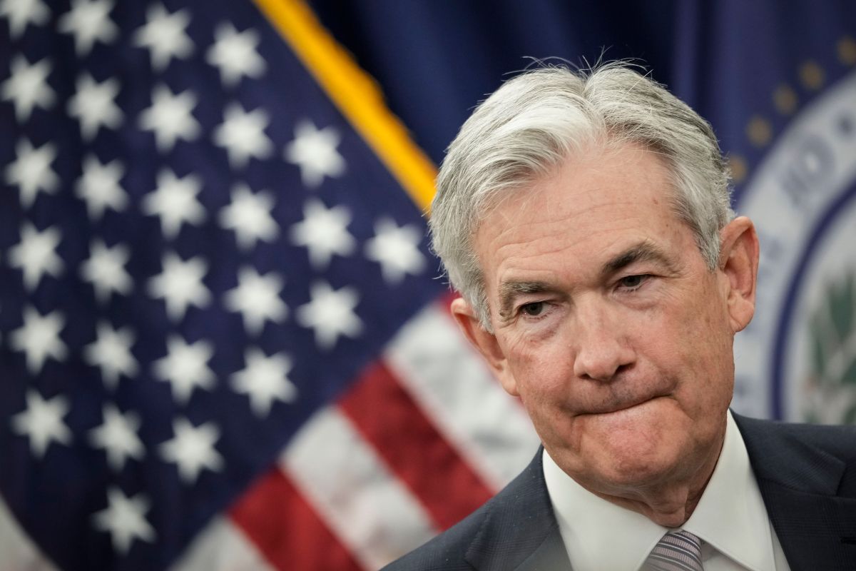 Cómo invertir si la Fed sigue subiendo las tasas de interés