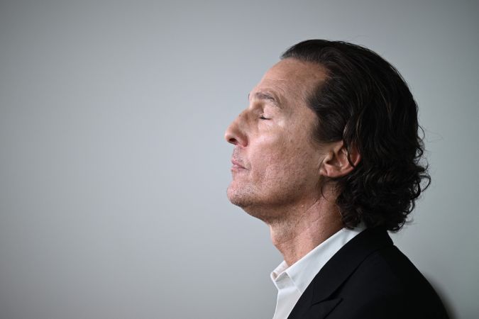 Matthew McConaughey acude a la Casa Blanca y se une al clamor por un mayor control de armas tras masacre en su natal Uvalde
